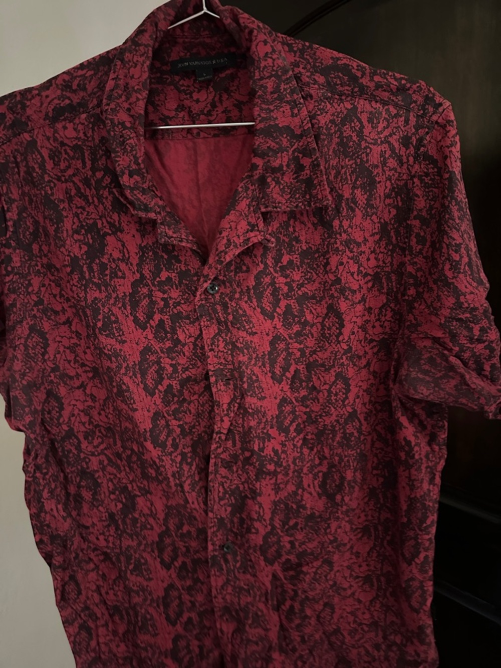 John Varvatos Short-Sleeve Red Patterned Button-Up